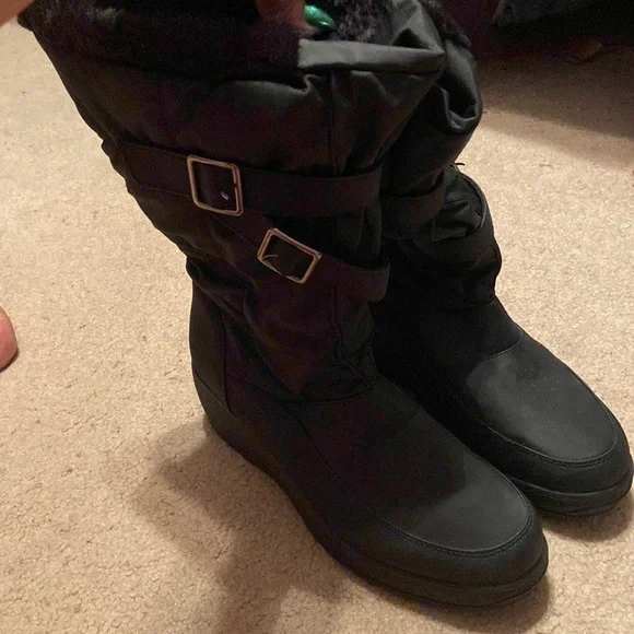 Snow Boots Size 10 💗 - Picture 2 of 7